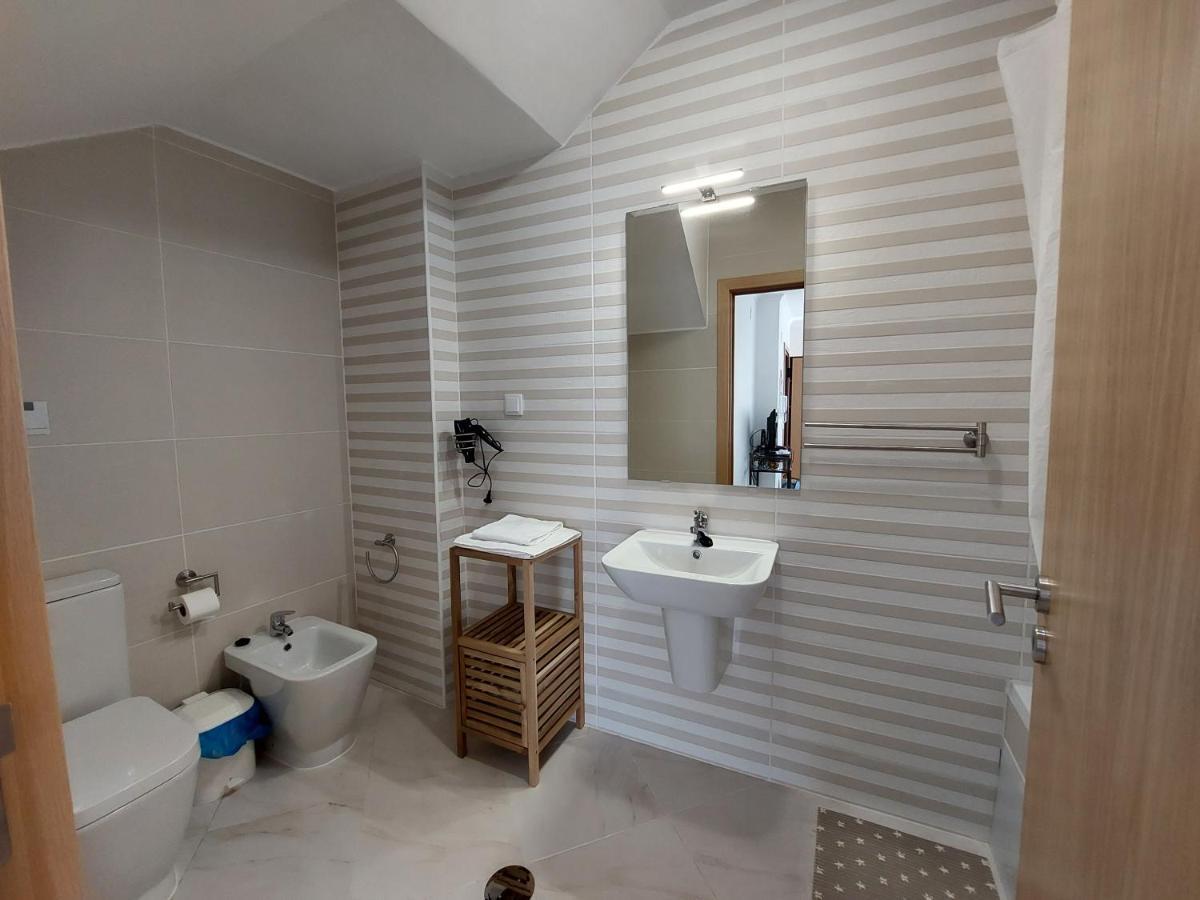אלבופיירה Encosta Do Sol Apartamentos מראה חיצוני תמונה