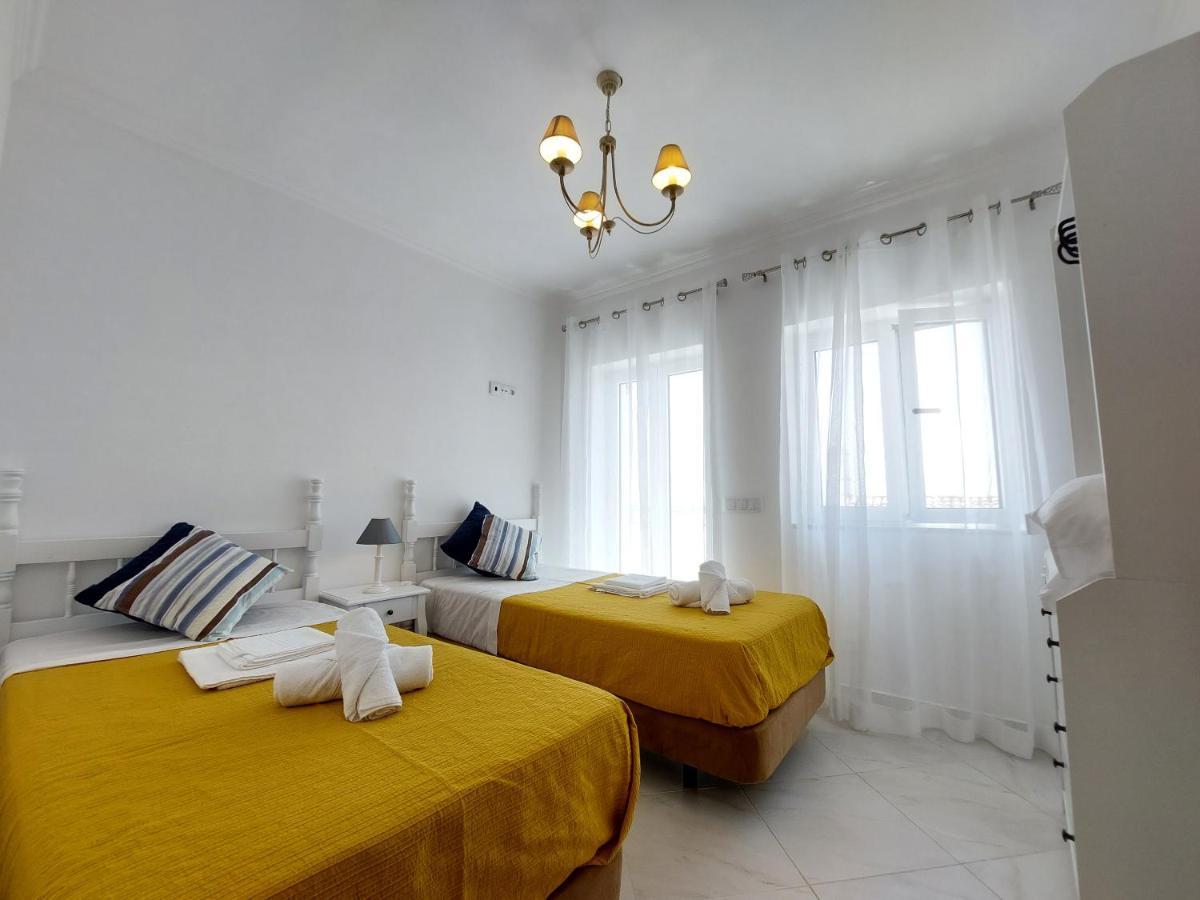 אלבופיירה Encosta Do Sol Apartamentos מראה חיצוני תמונה